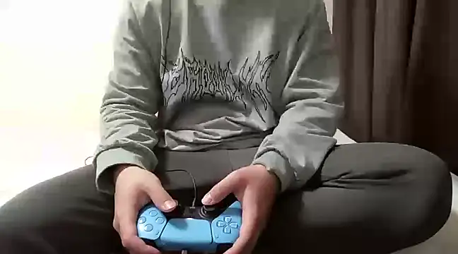 YU-KI00 online show from March 12, 2025, 4:51 am