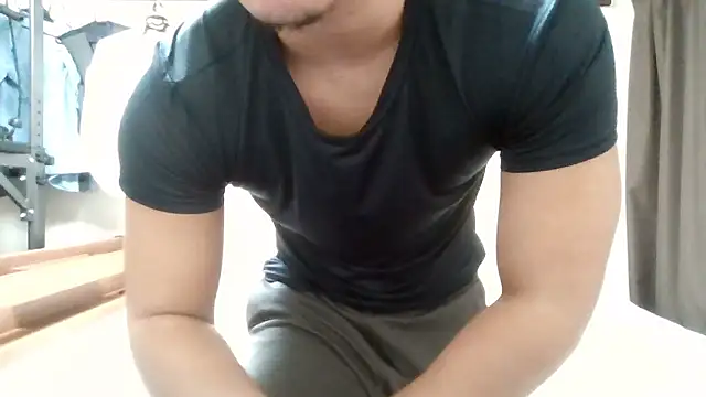 YU-KI00 online show from October 2, 2025, 2:59 am