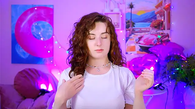 AnnTerry  online show from September 21, 2025, 12:21 pm