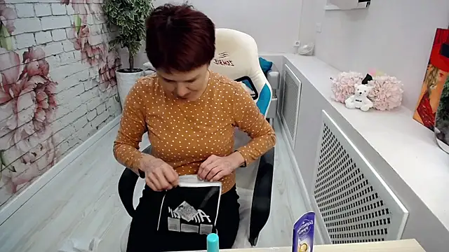 Cutie Asya online show from December 15, 2025, 4:18 am