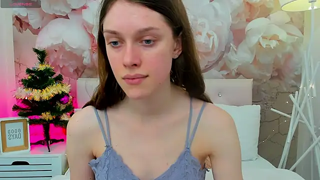 Snapshot of JaneBrowni chatting on December 19, 2025, 1:24 pm JaneBrowni online show from December 19, 2025, 1:24 pm