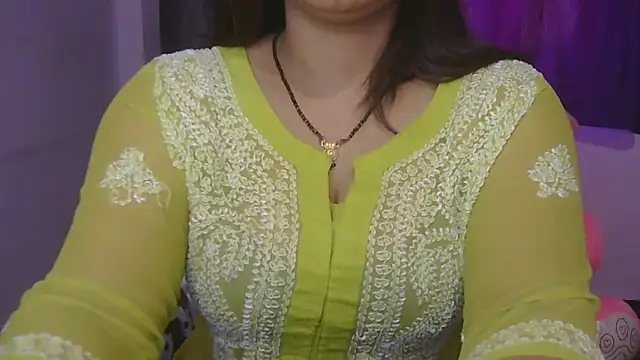 Snapshot of cutie-taara chatting on February 13, 2026, 3:50 am cutie-taara online show from February 13, 2026, 3:50 am