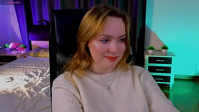 Snapshot of Kari_Lunna chatting on March 14, 2025, 7:48 am Kari Lunna online show from March 14, 2025, 7:48 am