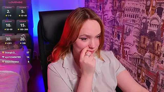 Snapshot of Kari_Lunna chatting on February 14, 2025, 7:28 am Kari Lunna online show from February 14, 2025, 7:28 am