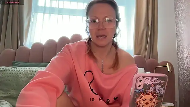 Snapshot of MelodyRoseUk chatting on March 30, 2026, 9:00 am MelodyRoseUk online show from March 30, 2026, 9:00 am