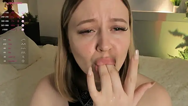 SheenaGame online show from December 4, 2024, 2:47 am