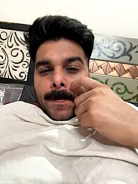Snapshot of Gaonkadesilonda chatting on September 26, 2025, 6:48 pm Gaonkadesilonda online show from September 26, 2025, 6:48 pm