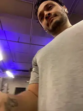 Snapshot of JossAckland chatting on March 31, 2026, 6:10 pm JossAckland online show from March 31, 2026, 6:10 pm