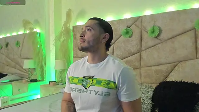 Snapshot of JossAckland chatting on March 15, 2026, 6:26 pm JossAckland online show from March 15, 2026, 6:26 pm