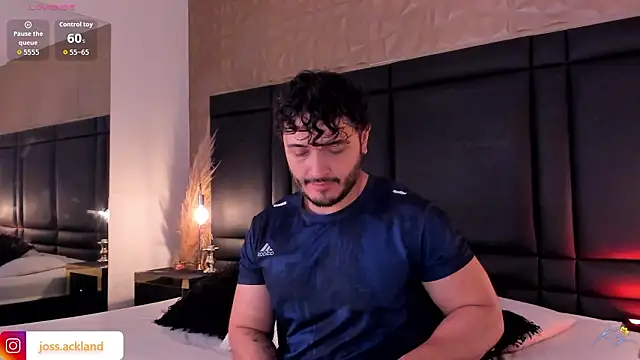 Snapshot of JossAckland chatting on January 31, 2026, 8:18 pm JossAckland online show from January 31, 2026, 8:18 pm