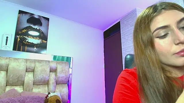 dakota Robbins  online show from September 9, 2025, 10:08 pm