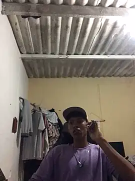 Snapshot of Allen_watts chatting on December 25, 2024, 3:29 am Allen watts online show from December 25, 2024, 3:29 am