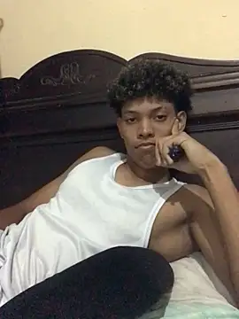 Snapshot of Allen_watts chatting on December 30, 2024, 7:21 pm Allen watts online show from December 30, 2024, 7:21 pm