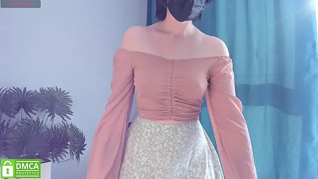 Snapshot of Emmi_Flowers chatting on September 20, 2025, 9:36 am Emmi Flowers online show from September 20, 2025, 9:36 am