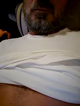 Snapshot of 1talianBeutifulCock chatting on January 1, 2025, 3:35 pm 1talianBeutifulCock online show from January 1, 2025, 3:35 pm