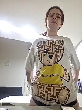 perla97 online show from February 12, 2026, 10:26 am