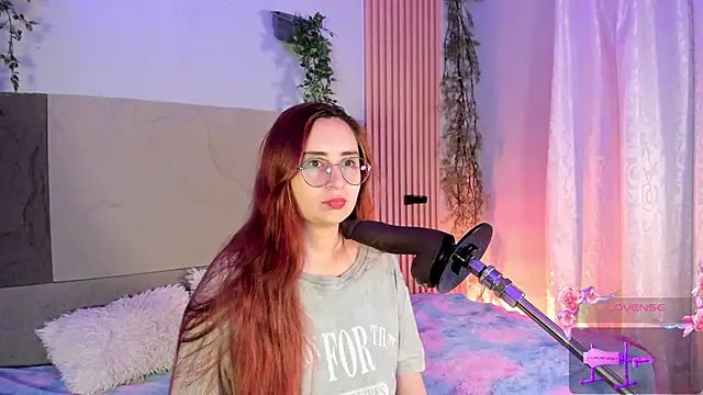 Snapshot of centaurigirl chatting on March 19, 2026, 12:10 am centaurigirl online show from March 19, 2026, 12:10 am