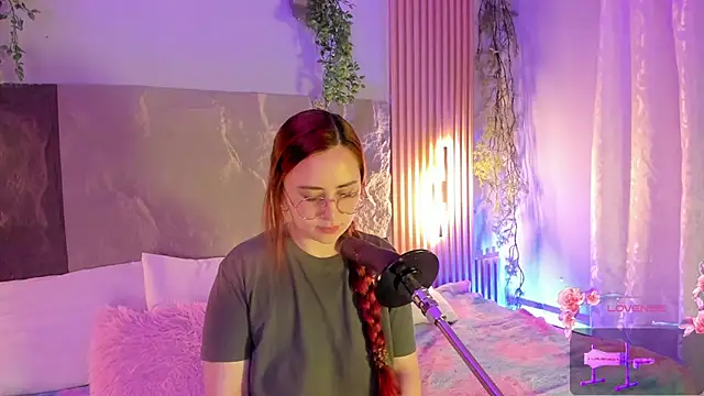 Snapshot of centaurigirl chatting on February 7, 2026, 5:04 am centaurigirl online show from February 7, 2026, 5:04 am