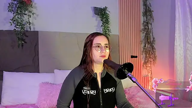 Snapshot of centaurigirl chatting on April 11, 2026, 3:05 pm centaurigirl online show from April 11, 2026, 3:05 pm