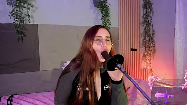 Snapshot of centaurigirl chatting on April 12, 2026, 3:10 am centaurigirl online show from April 12, 2026, 3:10 am