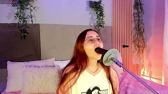 Snapshot of centaurigirl chatting on March 13, 2026, 9:42 pm centaurigirl online show from March 13, 2026, 9:42 pm