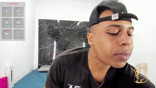 Snapshot of ada-brooke chatting on March 31, 2026, 12:18 pm ada-brooke online show from March 31, 2026, 12:18 pm