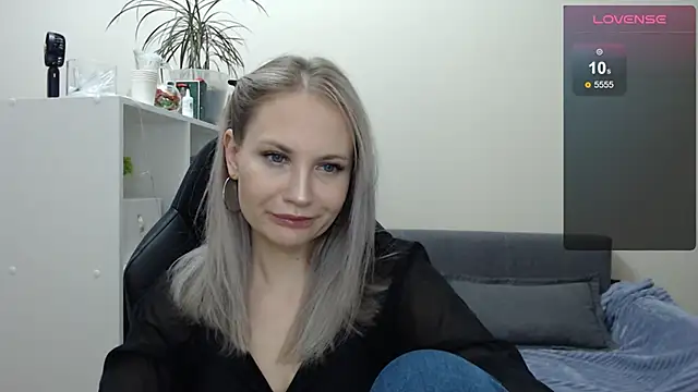 Sunny bunny6 online show from January 31, 2025, 5:19 am