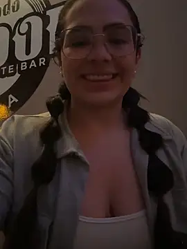 Emily Russo  online show from February 1, 2025, 2:26 am