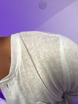 Snapshot of Andrewfalcon chatting on November 2, 2025, 9:25 am Andrewfalcon online show from November 2, 2025, 9:25 am