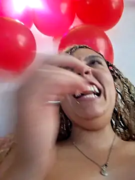 DANIELA MICHEL online show from February 14, 2025, 10:47 pm