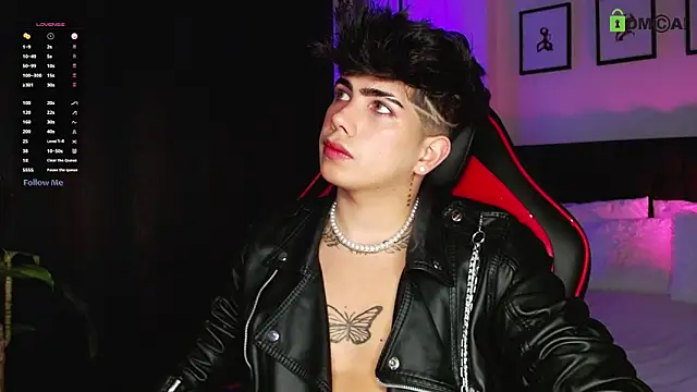 Snapshot of LyleBennett_ chatting on March 13, 2026, 11:26 am LyleBennett online show from March 13, 2026, 11:26 am