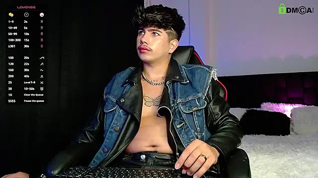 LyleBennett  online show from September 11, 2025, 12:49 pm