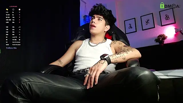 Snapshot of LyleBennett_ chatting on March 29, 2026, 12:40 pm LyleBennett online show from March 29, 2026, 12:40 pm