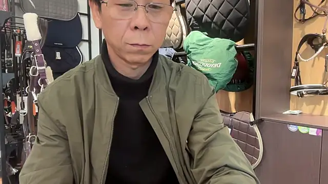 Snapshot of TGH521 chatting on November 2, 2025, 2:38 am TGH521 online show from November 2, 2025, 2:38 am