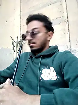 bontoo5 online show from November 18, 2025, 2:31 pm