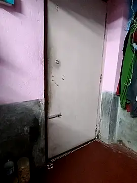 BERRY 00 online show from March 24, 2026, 6:30 pm