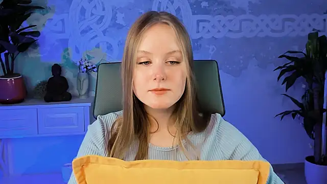 VivienLeeigh online show from March 1, 2025, 3:16 pm