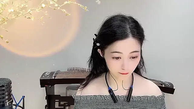 Snapshot of Tian-xin-999 chatting on September 14, 2025, 3:45 pm Tian-xin-999 online show from September 14, 2025, 3:45 pm