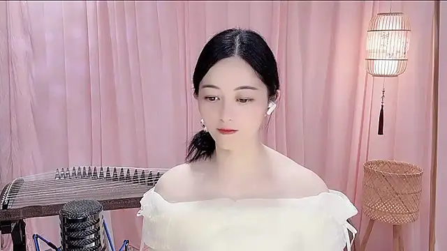 Snapshot of Tian-xin-999 chatting on May 13, 2026, 4:14 pm Tian-xin-999 online show from May 13, 2026, 4:14 pm