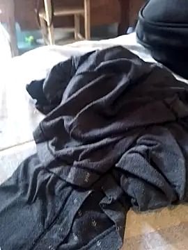 Snapshot of ezepitudo1 chatting on December 21, 2024, 4:25 pm ezepitudo1 online show from December 21, 2024, 4:25 pm