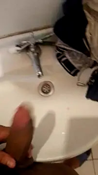 Snapshot of ezepitudo1 chatting on January 1, 2025, 8:04 pm ezepitudo1 online show from January 1, 2025, 8:04 pm