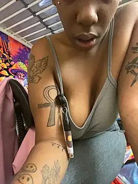 MsSapPhire500 online show from October 4, 2025, 4:14 am