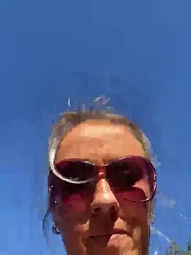 sexylady1983 online show from September 10, 2025, 3:33 pm