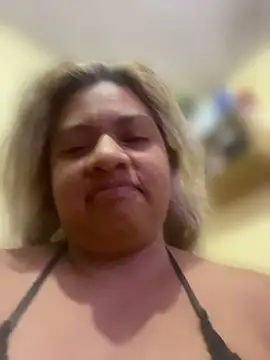 DanielitaWM online show from April 16, 2026, 5:19 am