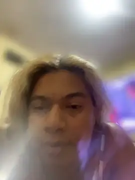 DanielitaWM online show from April 15, 2026, 6:19 am