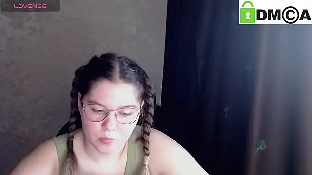 holy michela online show from November 17, 2025, 7:12 am