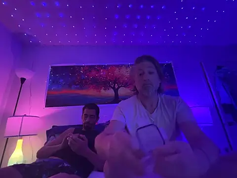 Snapshot of onlym4m chatting on January 12, 2026, 8:47 pm onlym4m online show from January 12, 2026, 8:47 pm