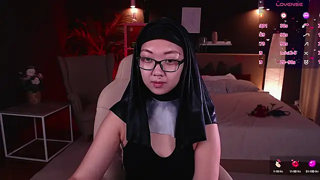 Marine Vact online show from October 1, 2025, 2:10 pm