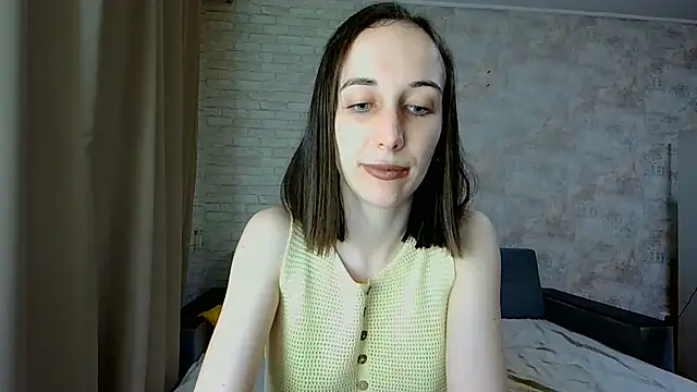 Snapshot of Anika_bloom chatting on July 9, 2026, 9:58 pm Anika bloom online show from July 9, 2026, 9:58 pm
