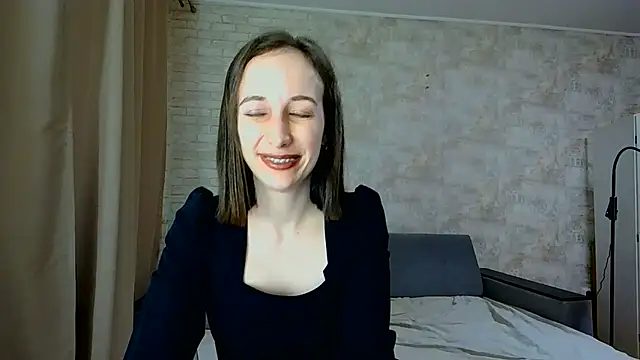 Snapshot of Anika_bloom chatting on June 23, 2026, 6:50 pm Anika bloom online show from June 23, 2026, 6:50 pm